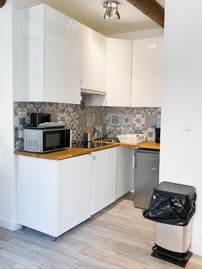 Or - Studio En Plein Centre De L'Isle Sur Sorgue Apartment Exterior photo