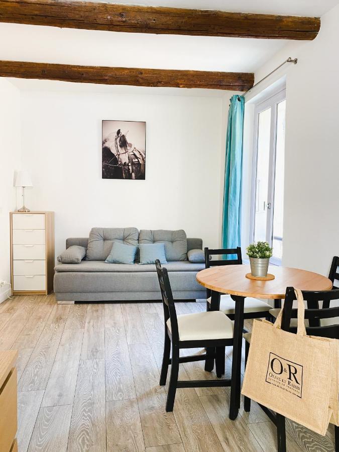 Or - Studio En Plein Centre De L'Isle Sur Sorgue Apartment Exterior photo